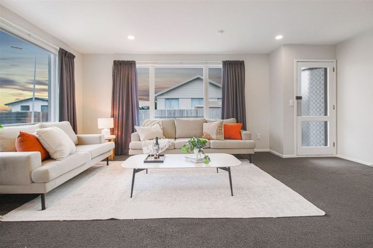 Photo of property in 7 Farnborough Street, Aranui, Christchurch, 8061
