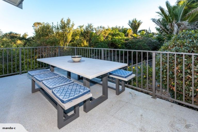 Photo of property in 12 Haddon Crescent, Whitianga, 3510