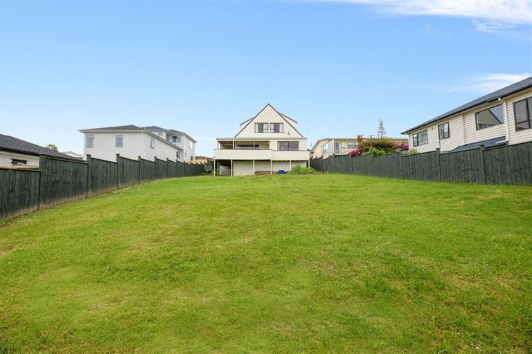 Photo of property in 62 Lyttelton Avenue, Forrest Hill, Auckland, 0620