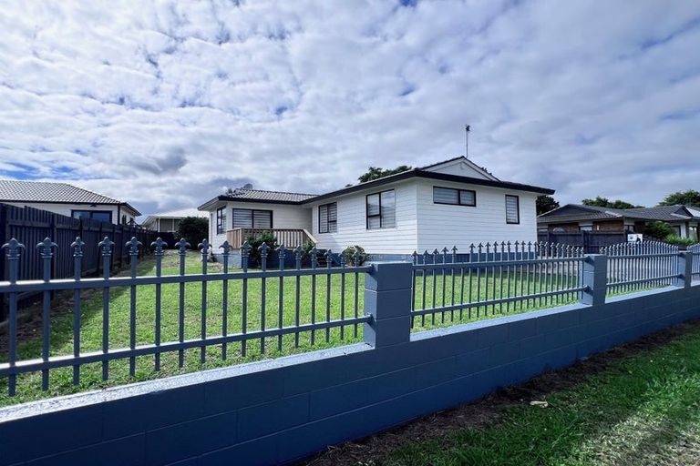 Photo of property in 8 Jodie Place, Flat Bush, Auckland, 2023