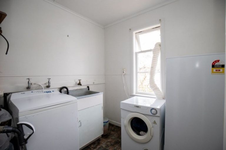 Photo of property in 76 Pipiroa Road, Ngatea, 3503