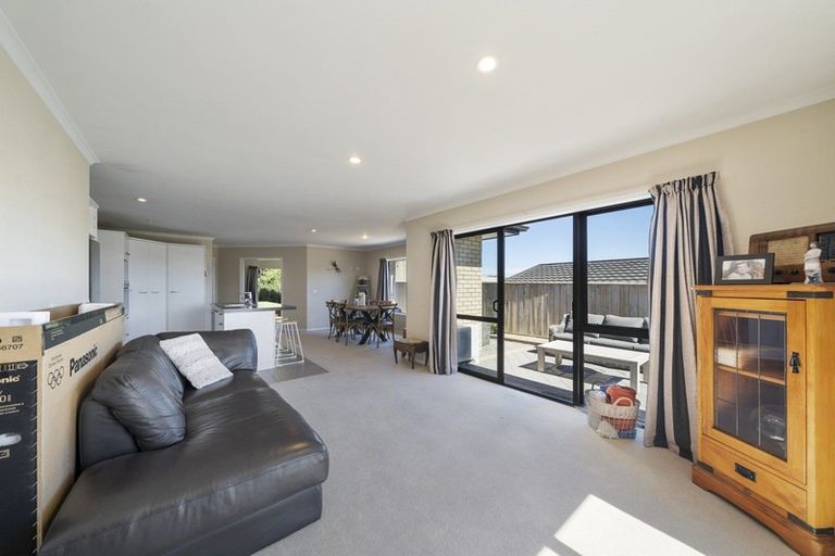 Photo of property in 18a Nathan Avenue, Paraparaumu Beach, Paraparaumu, 5032