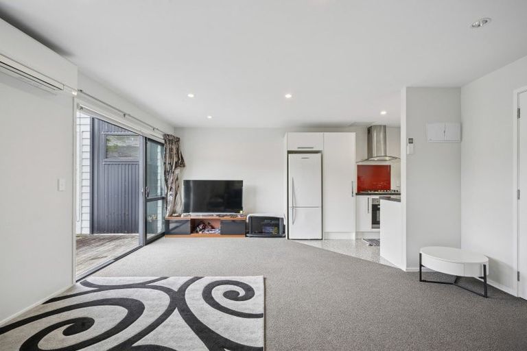 Photo of property in 7 Phillip Street, Johnsonville, Wellington, 6037