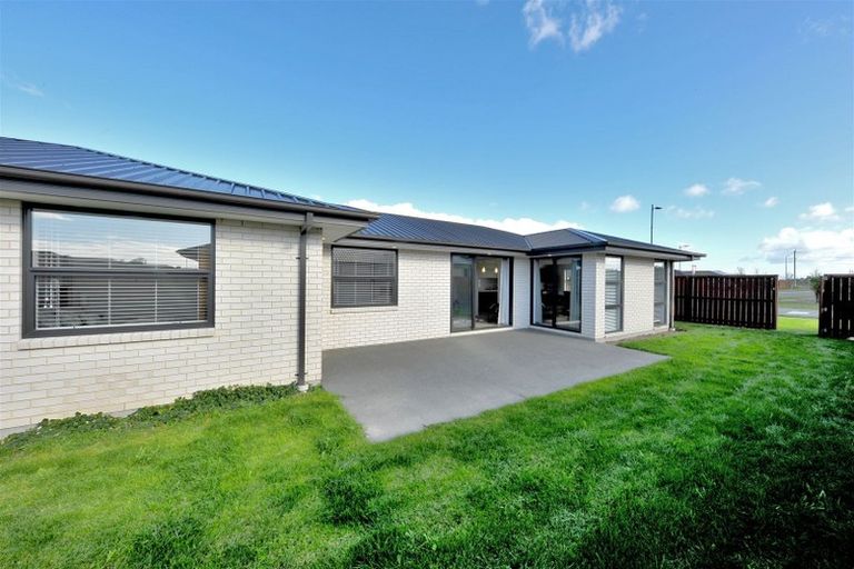 Photo of property in 72 Granite Drive, Rolleston, 7614