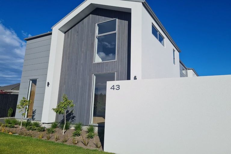 Photo of property in 1/43 Maxwell Street, Riccarton, Christchurch, 8041