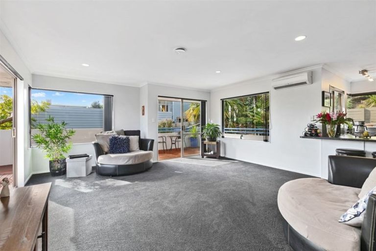 Photo of property in 52 Little John Drive, Bellevue, Tauranga, 3110