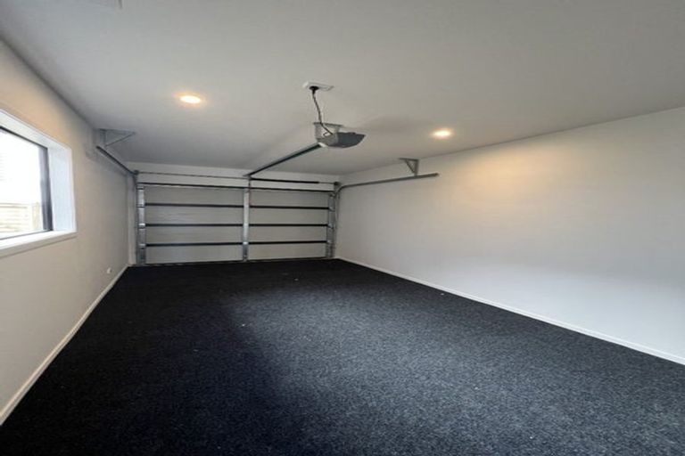 Photo of property in 5 Aramata Road, Papakura, 2110