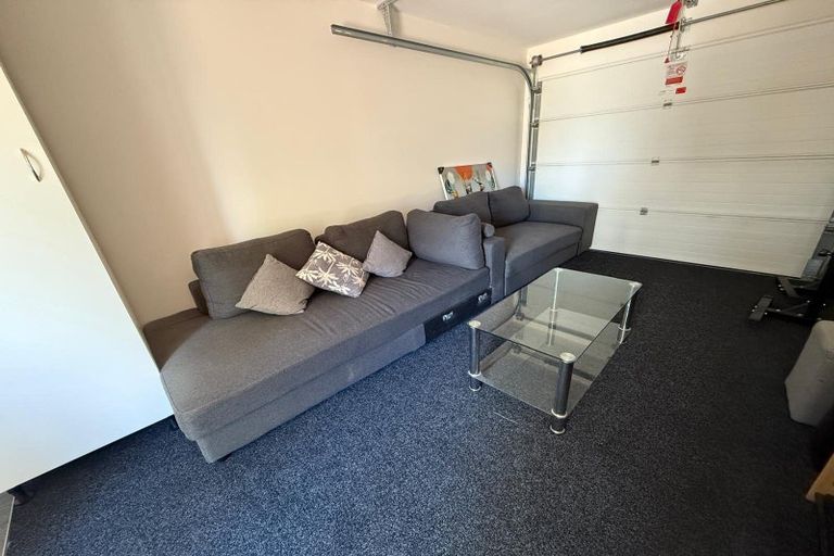 Photo of property in 35 Kairakau Street, Papakura, 2110