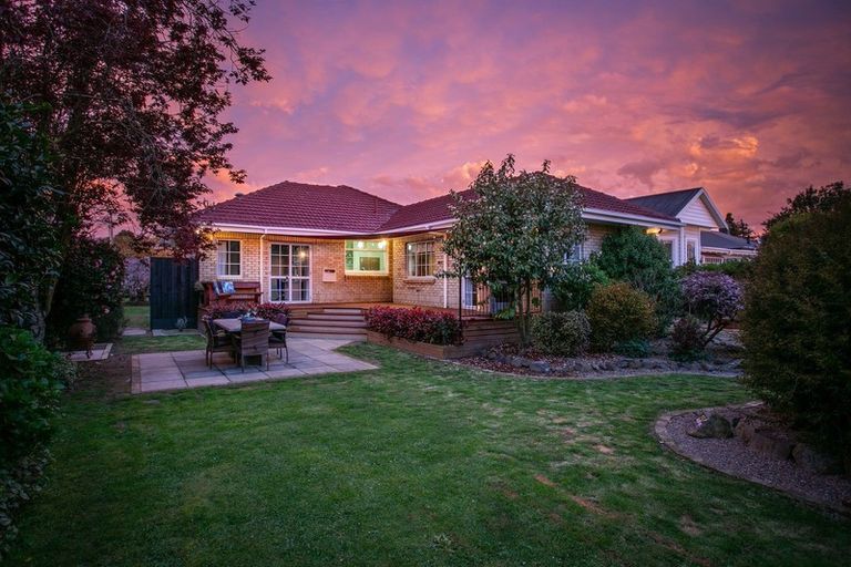 Photo of property in 18 Grosvenor Street, Cambridge, 3434