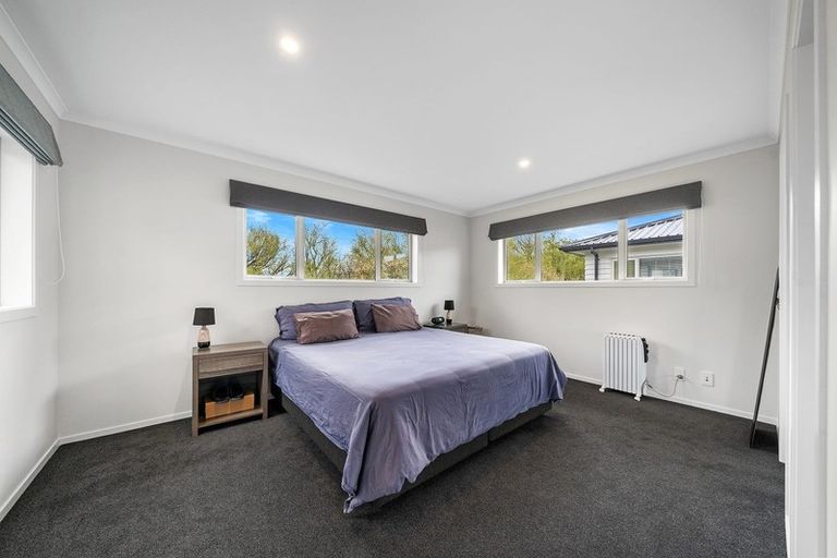 Photo of property in 7 Grovedale Square, Wainuiomata, Lower Hutt, 5014