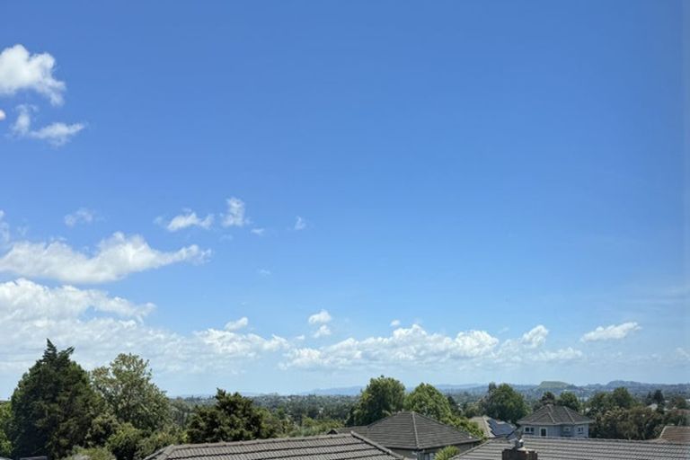 Photo of property in 2/61 Ridge Road, Howick, Auckland, 2014
