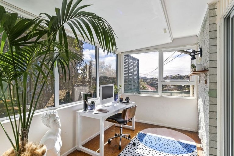 Photo of property in 26 Voltaire Street, Karori, Wellington, 6012