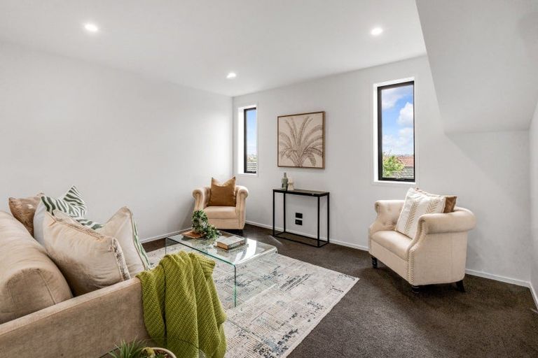 Photo of property in 27 The Boulevard, Sunnyhills, Auckland, 2010