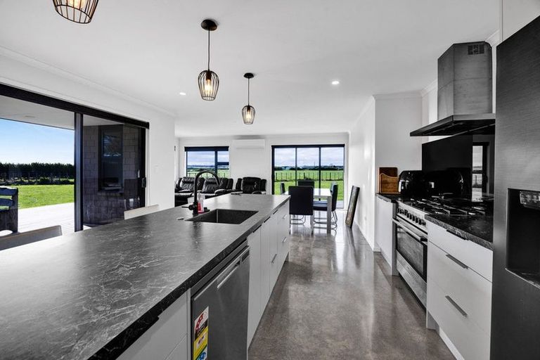 Photo of property in 261 Ohangai Road, Hawera, 4673