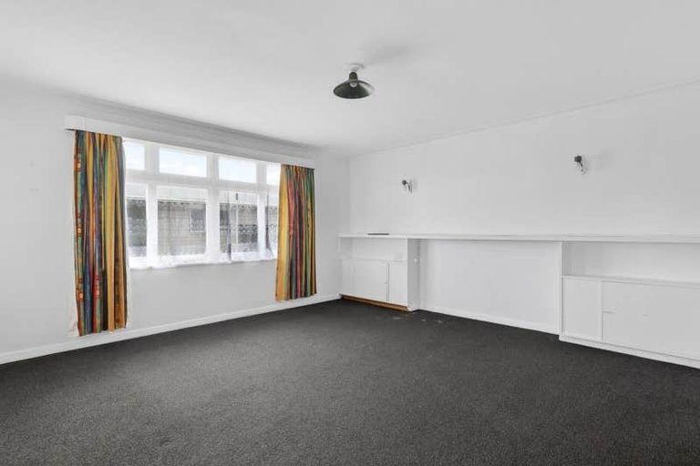 Photo of property in 1/3 Tainui Street, Stoke, Nelson, 7011