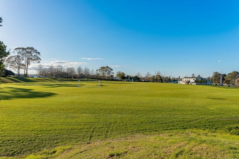 Photo of property in 171 Solar Road, Glen Eden, Auckland, 0602