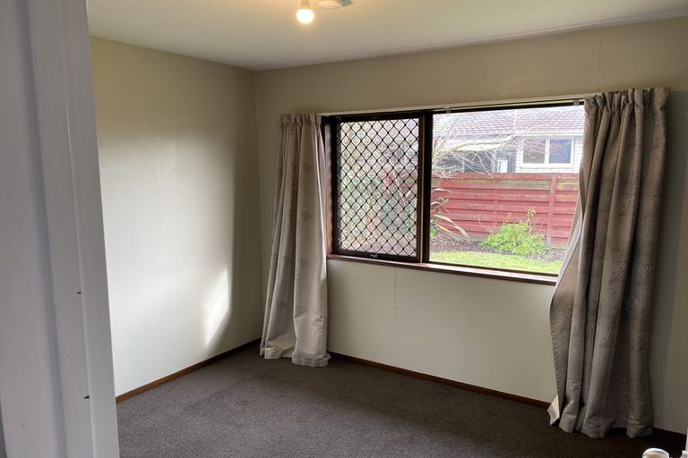 Photo of property in 2/9 Ikamatua Lane, Sydenham, Christchurch, 8023