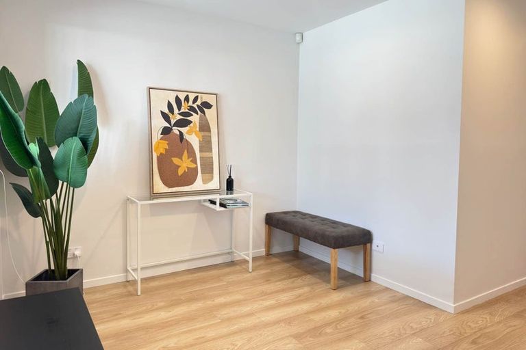Photo of property in 7/32a Westgate Drive, Massey, Auckland, 0614