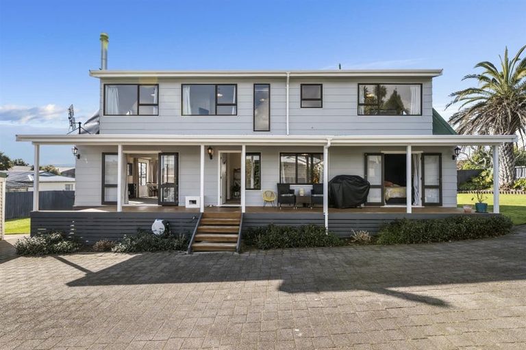 Photo of property in 4 Bishoprick Crescent, Te Puke, 3119