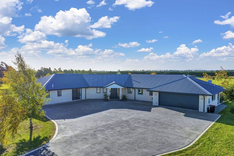 Photo of property in 48 Tupelo Place, Swannanoa, Rangiora, 7476