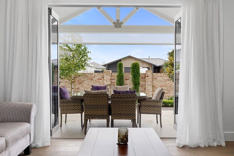 Photo of property in 5 Mollisia Lane, Papamoa Beach, Papamoa, 3118