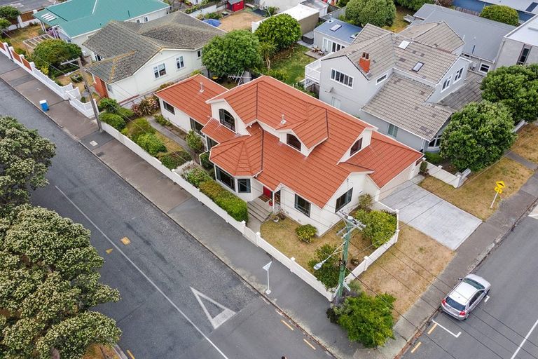 Photo of property in 43 Burnham Street, Seatoun, Wellington, 6022