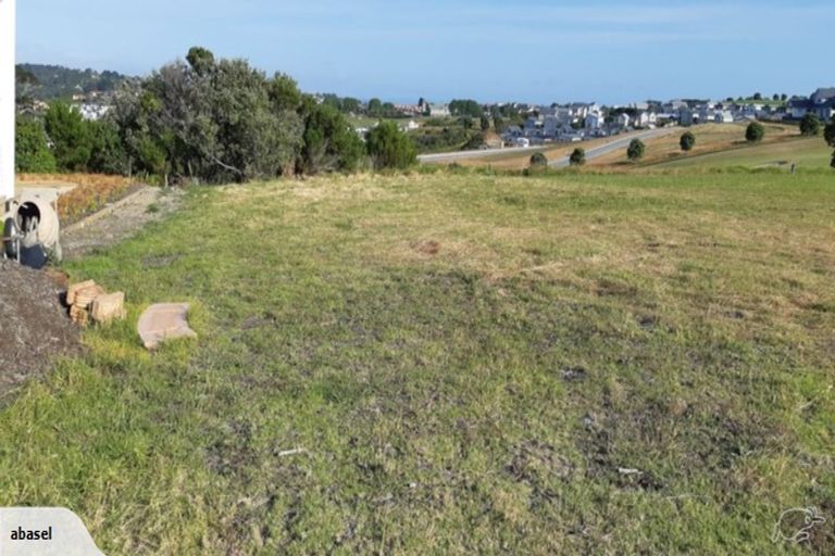 Photo of property in 319 Pinecrest Drive, Gulf Harbour, Whangaparaoa, 0930