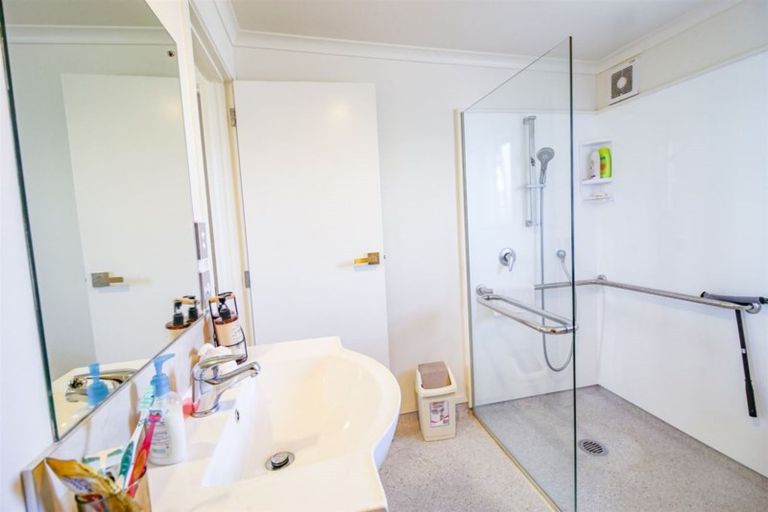 Photo of property in 2/2 Alma Road, Gonville, Whanganui, 4501
