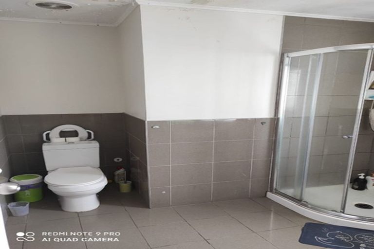 Photo of property in 36a Great South Road, Manurewa, Auckland, 2102