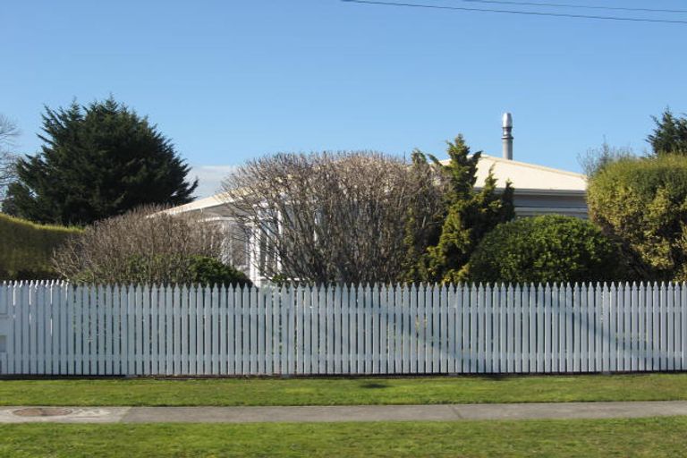 Photo of property in 53 Kempton Street, Greytown, 5712