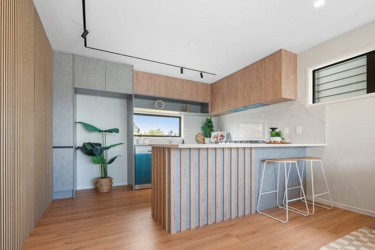 Photo of property in 95d Kervil Avenue, Te Atatu Peninsula, Auckland, 0610