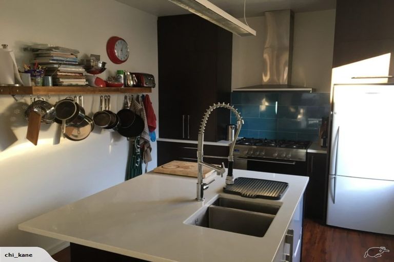 Photo of property in 130 Saint Martins Road, Saint Martins, Christchurch, 8022