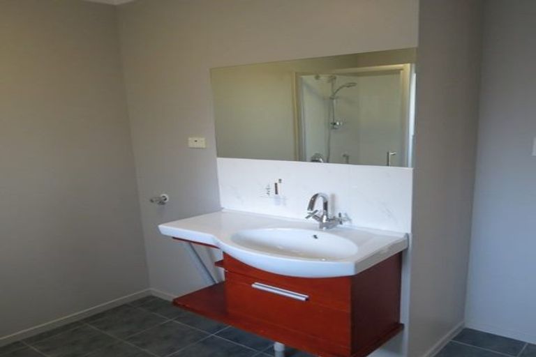 Photo of property in 1/46 May Street, Hamilton East, Hamilton, 3216