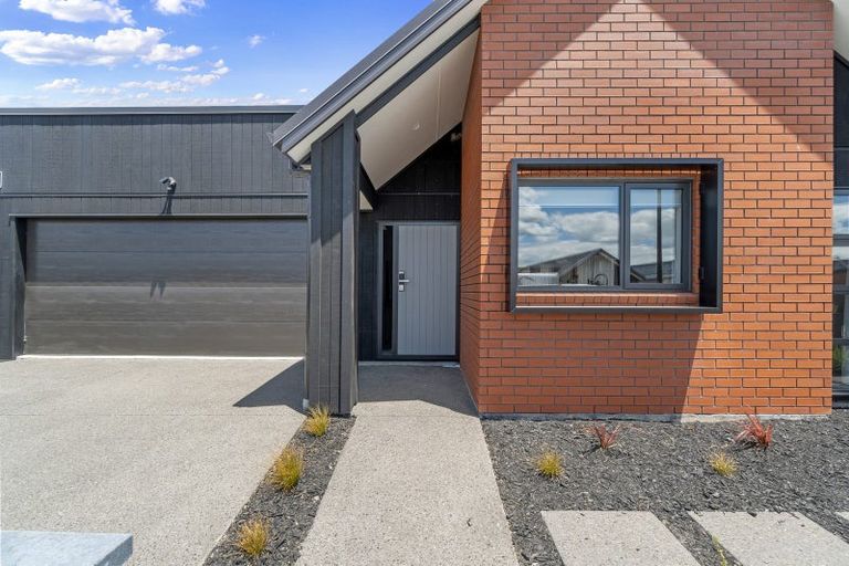 Photo of property in 37 Earp Crescent, Chartwell, 3210