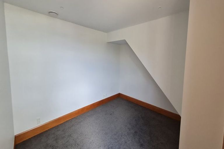 Photo of property in 120 Inglis Street, Seatoun, Wellington, 6022