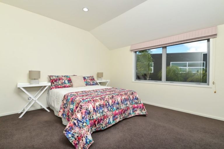 Photo of property in 5b Peninsula Point, Huntington, Hamilton, 3210