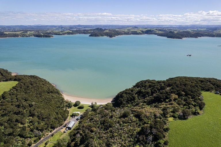 Photo of property in 90 Mckenzie Road, Te Ti Mangonui, Kerikeri, 0294