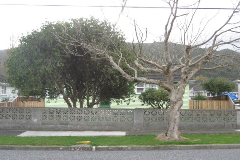 Photo of property in 31 Langford Street, Naenae, Lower Hutt, 5011