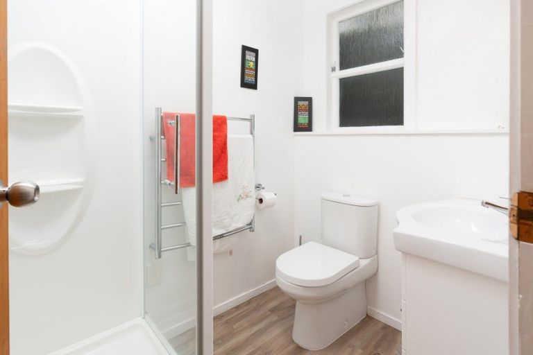 Photo of property in 18 Shotter Street, Karori, Wellington, 6012