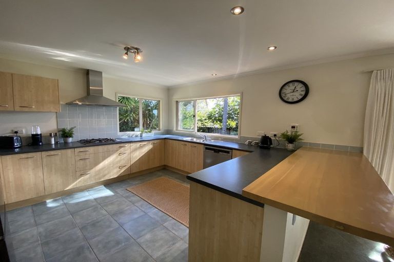 Photo of property in 25 Totara Views Drive, Red Beach, 0932