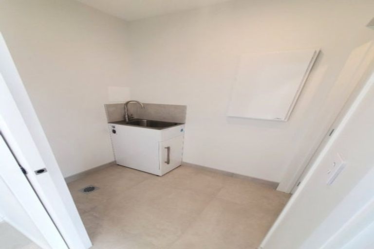 Photo of property in 9 Orona Place, Takanini, 2112