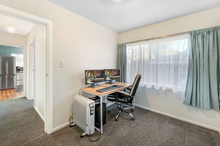 Photo of property in 1/73 Harewood Road, Papanui, Christchurch, 8053