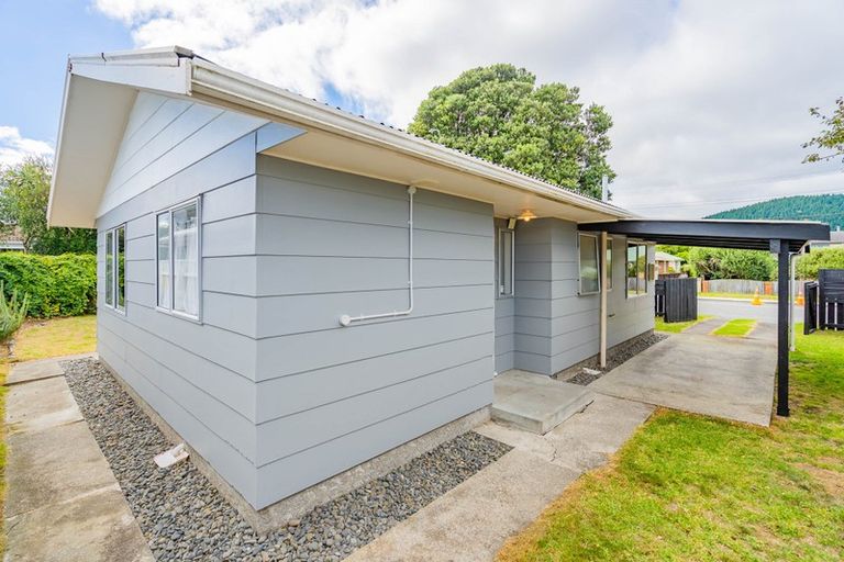Photo of property in 95a Arawhata Road, Paraparaumu, 5032