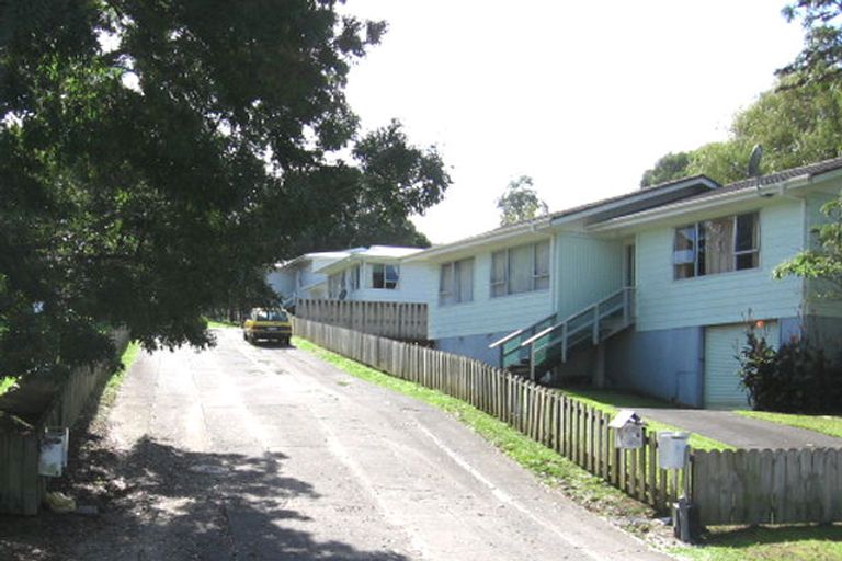 Photo of property in 1/9 Hanui Place, Massey, Auckland, 0614