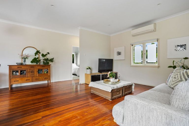 Photo of property in 2/73 Keegan Drive, Massey, Auckland, 0614