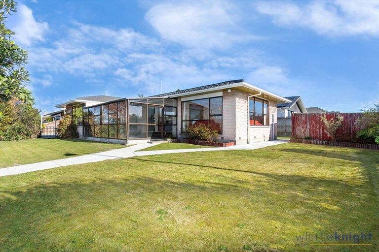 Photo of property in 25 Parker Street, Hornby, Christchurch, 8042