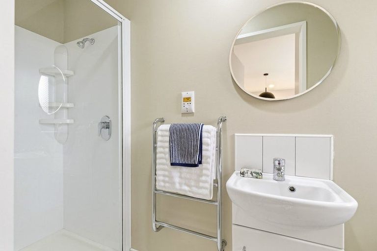 Photo of property in 49 Satara Crescent, Khandallah, Wellington, 6035