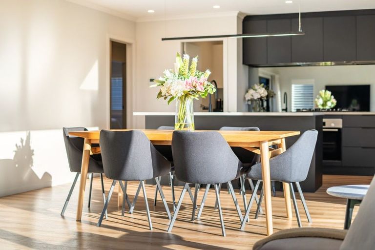 Photo of property in 12 Kaiaho Close, Aotea, Porirua, 5024