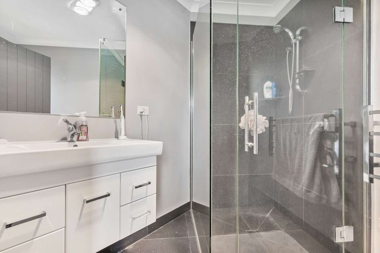 Photo of property in 3 Margaret Place, Waiuku, 2123