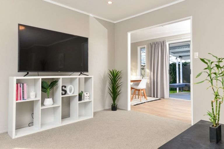 Photo of property in 2 Montana Place, Dinsdale, Hamilton, 3204